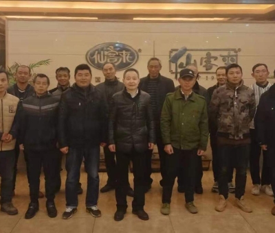 質(zhì)量在手中  安全在心中|新年伊始  享受國務(wù)院特殊津貼專家、潘新華董事長情暖工地建設(shè)者