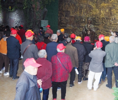 仙客來(lái)人氣旺 爭(zhēng)做品牌“代言人”